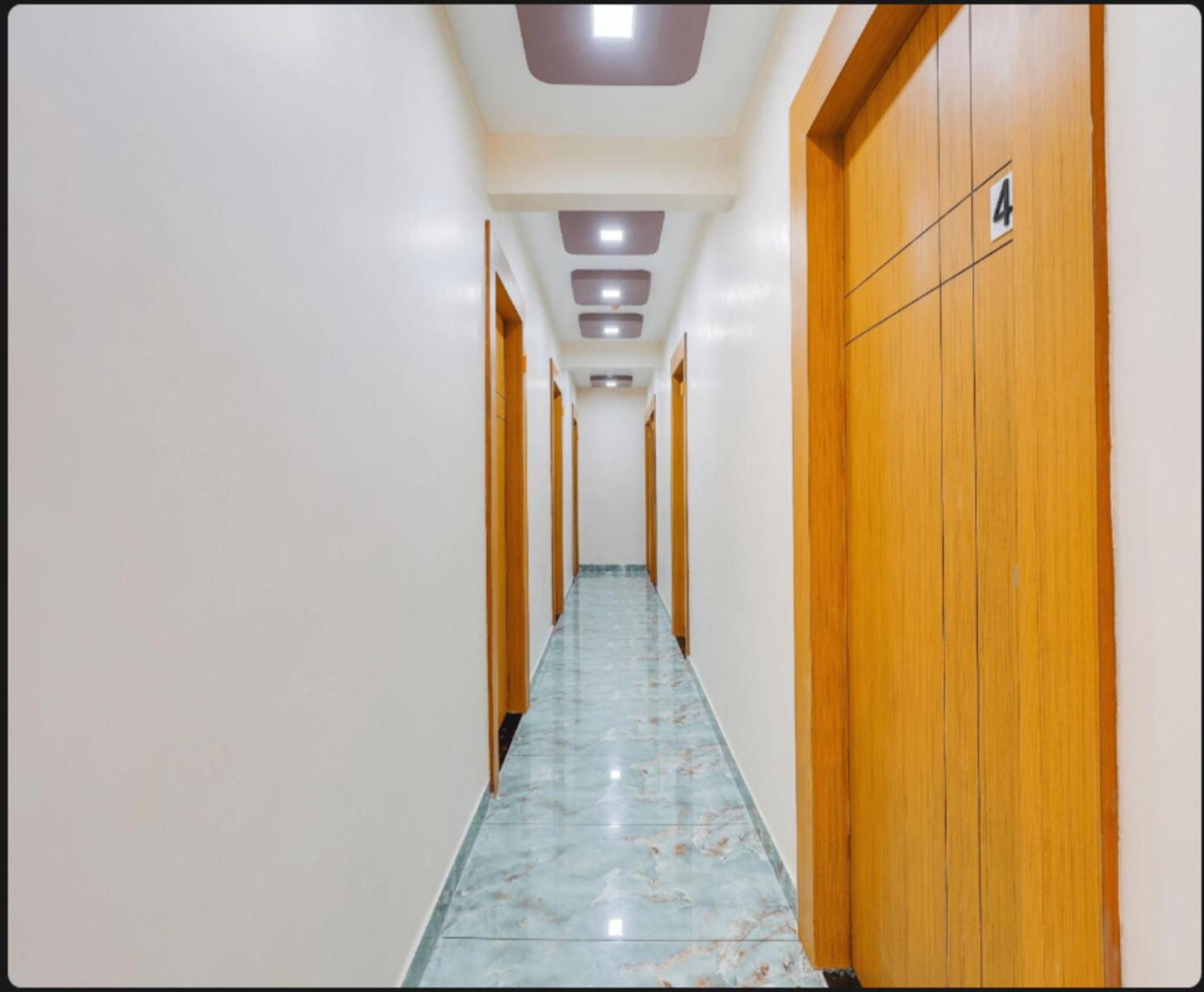 Hotel Exotic Ahmedabad Exterior photo