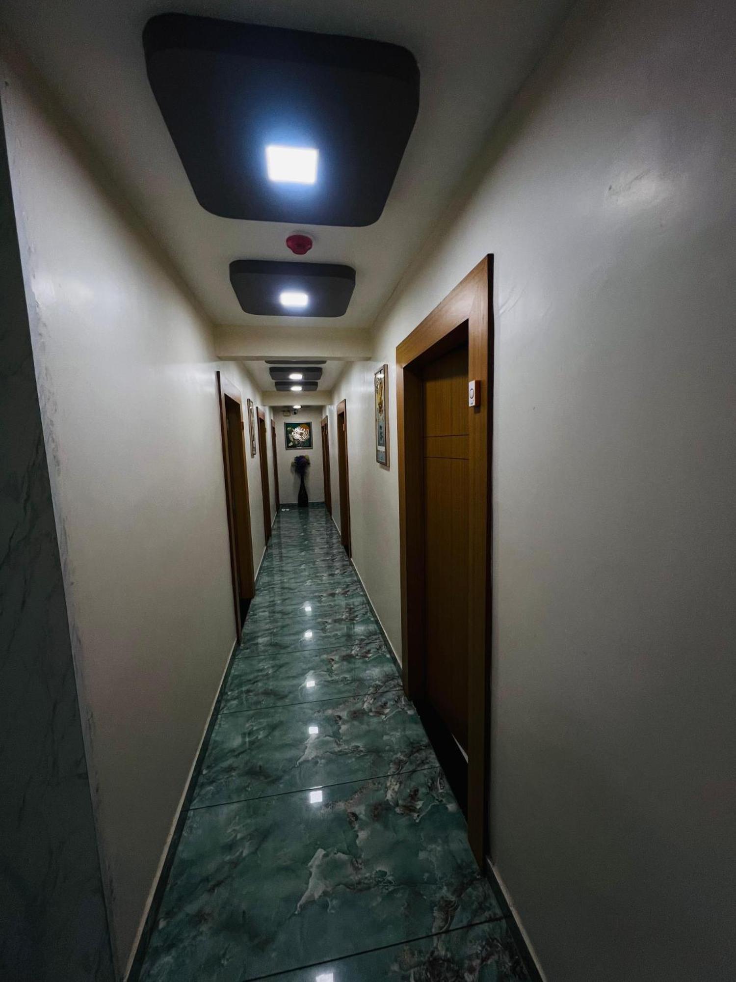 Hotel Exotic Ahmedabad Exterior photo