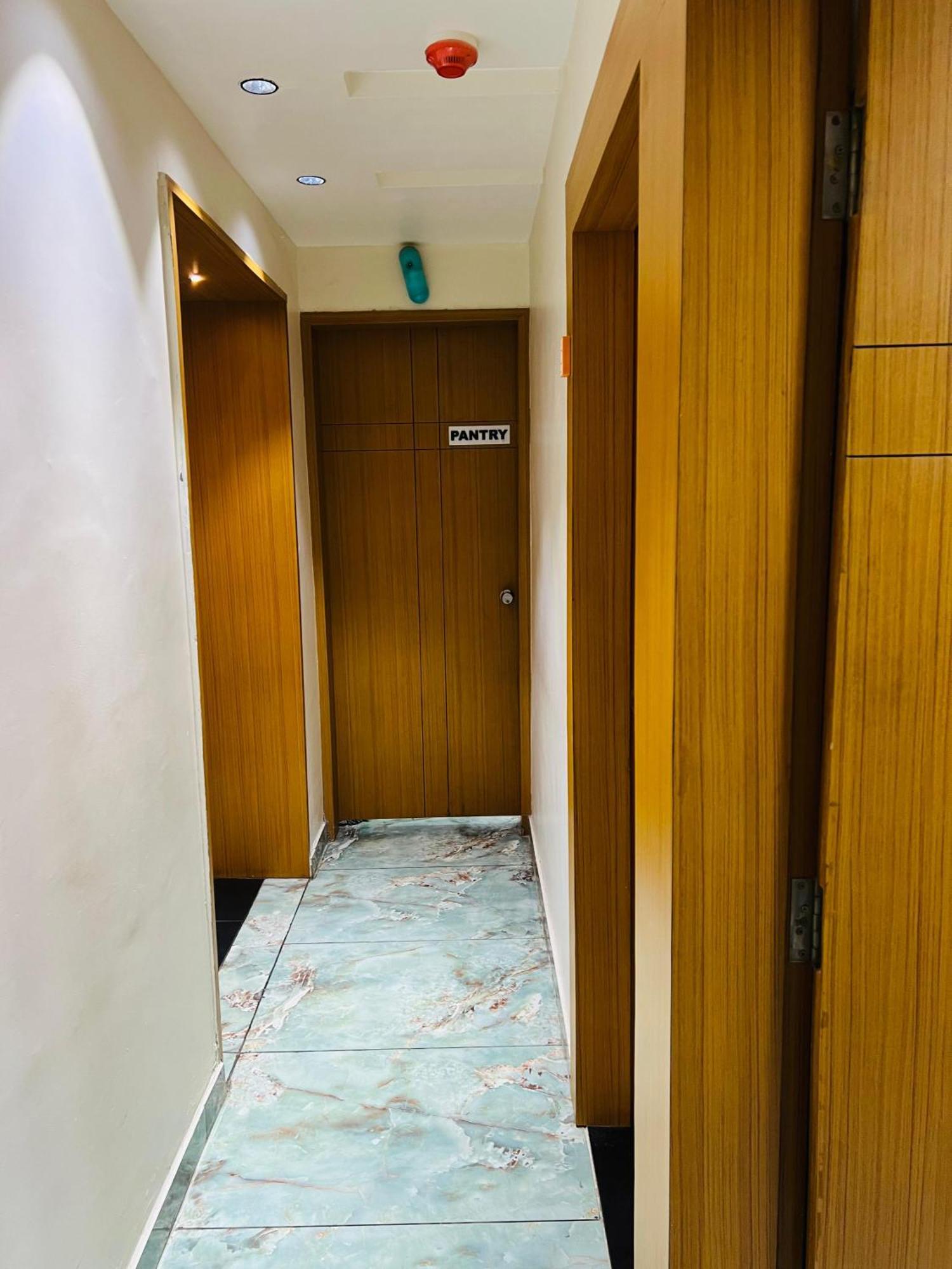 Hotel Exotic Ahmedabad Exterior photo